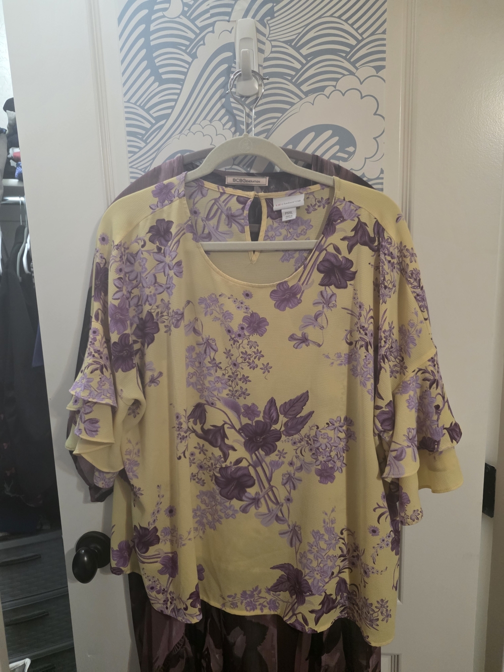 Liz Claiborne Yellow and Purple Floral Flutter-Sleeve Top